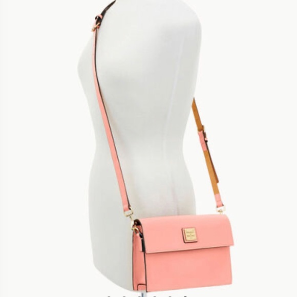 Dooney & Bourke Beacon East West Flap Crossbody Light Pink - Picture 15 of 15